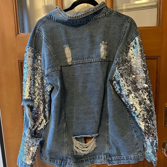 Jean jacket - Picture 3 of 3